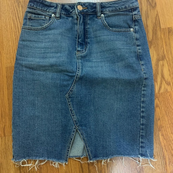 Dynamite skirt - Picture 3 of 4